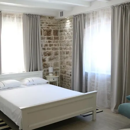 Square Guest house Trogir