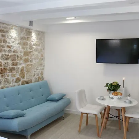 Square Guest house